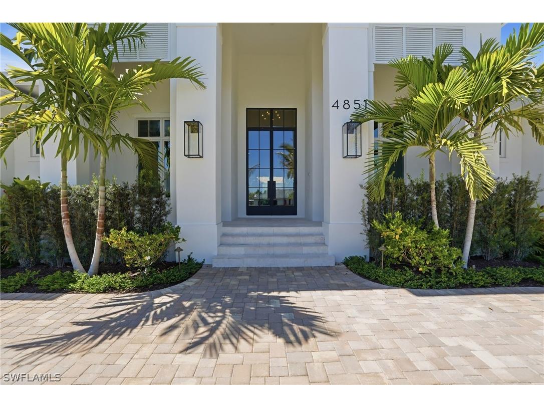 4851 Crayton Road Naples FL 34103 225083050 image2