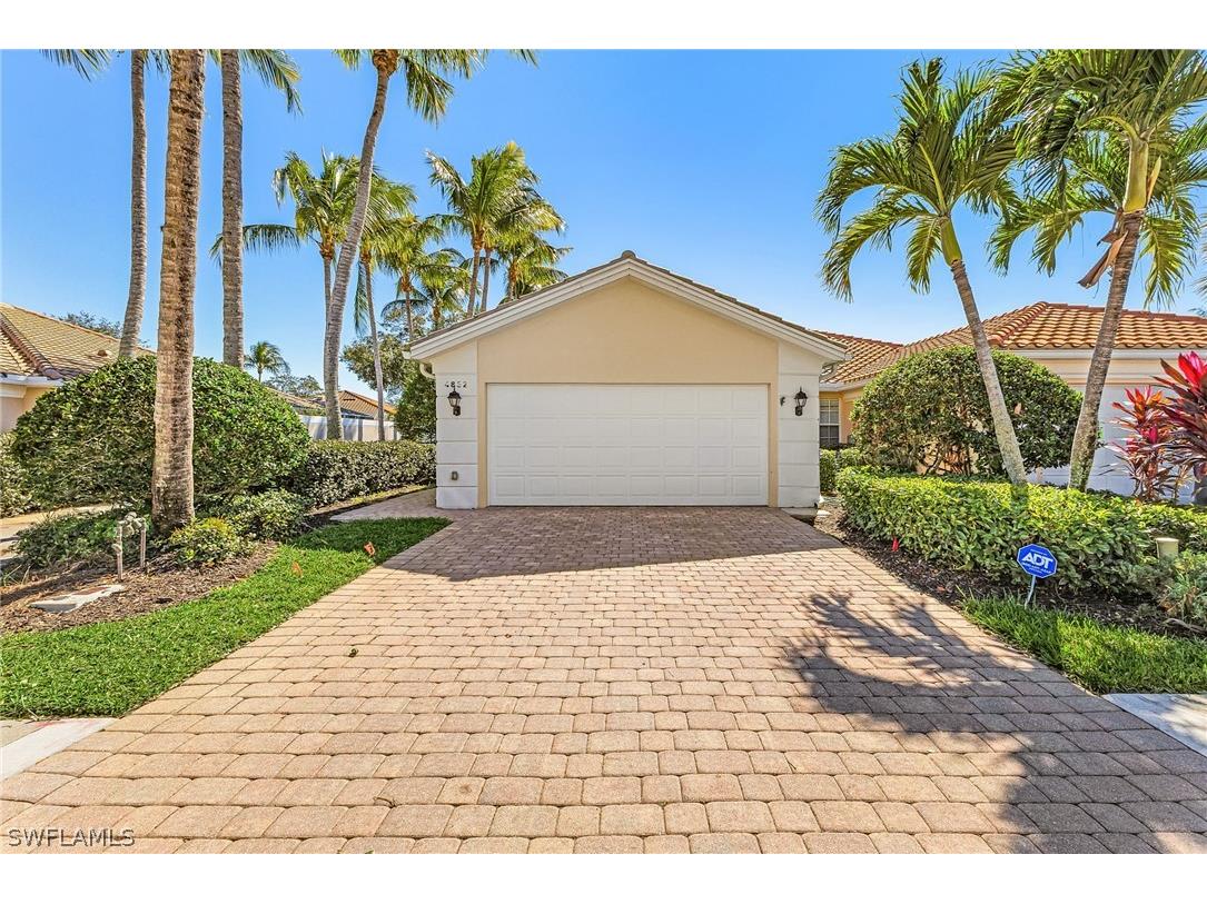 4852 Lasqueti Way Naples FL 34119 226006030 image1