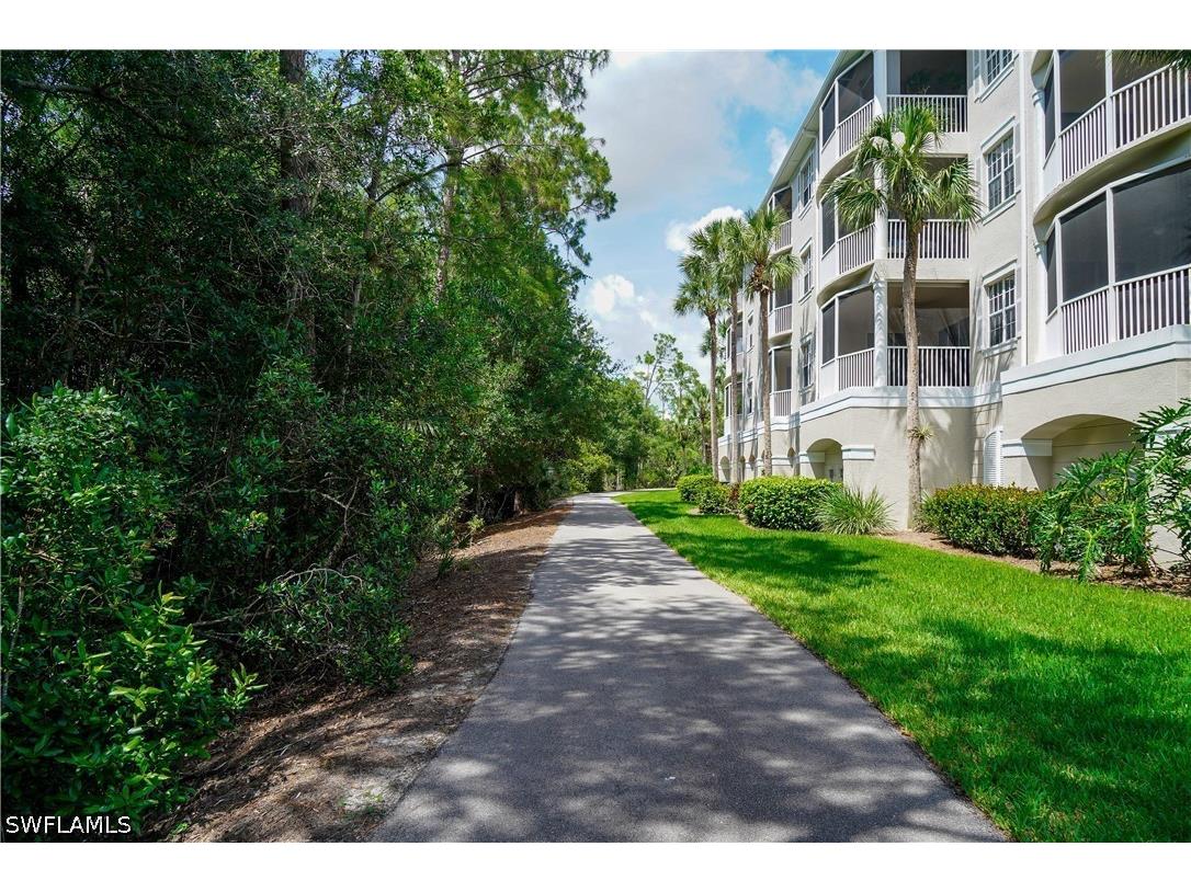4853 Hampshire Court #105 Naples FL 34112 226023161 image31