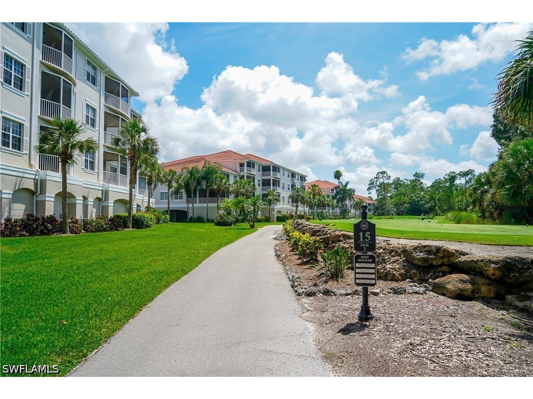 4853 Hampshire Court #105 Naples FL 34112 226023161 image33