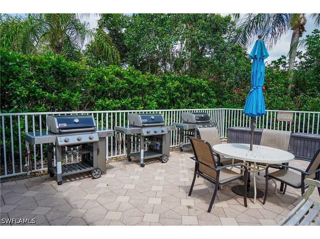4853 Hampshire Court #105 Naples FL 34112 226023161 image43