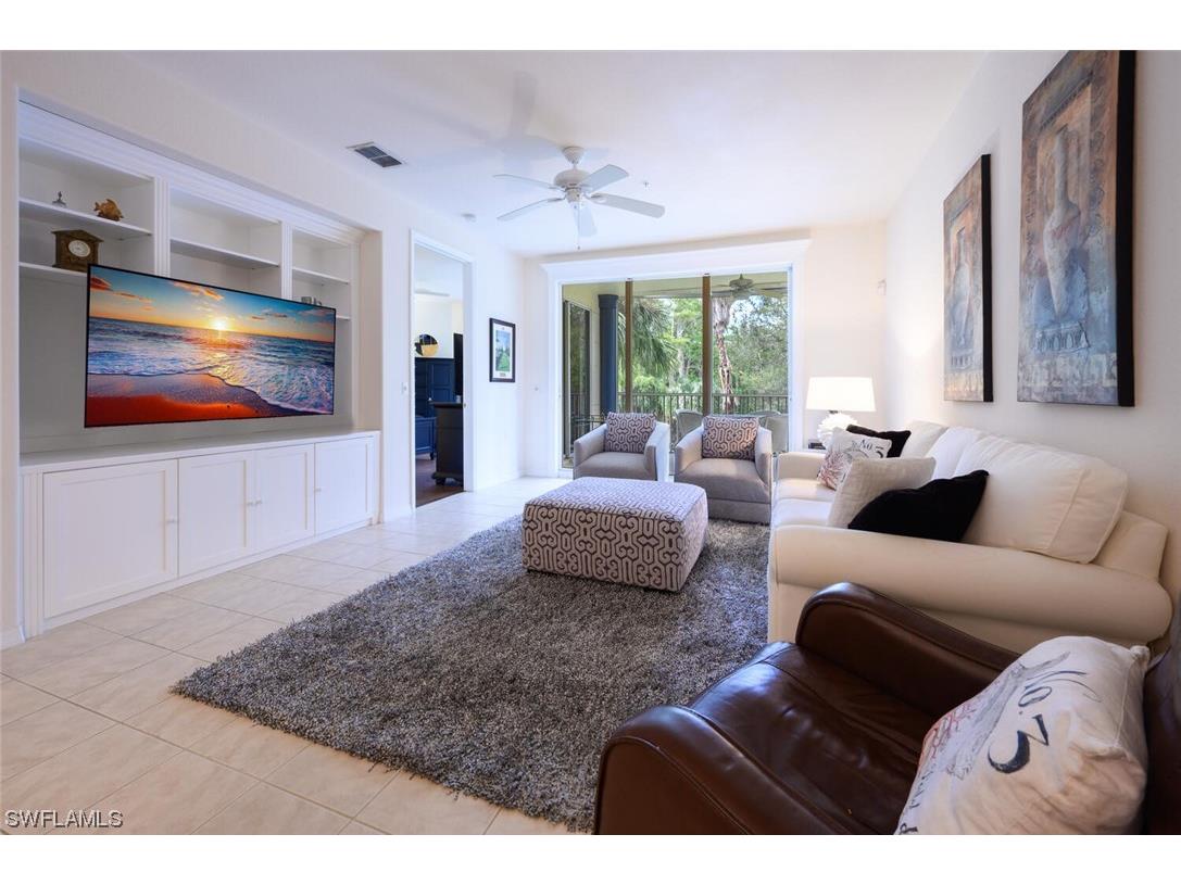 4853 Hampshire Court #106 Naples FL 34112 223063986 image1