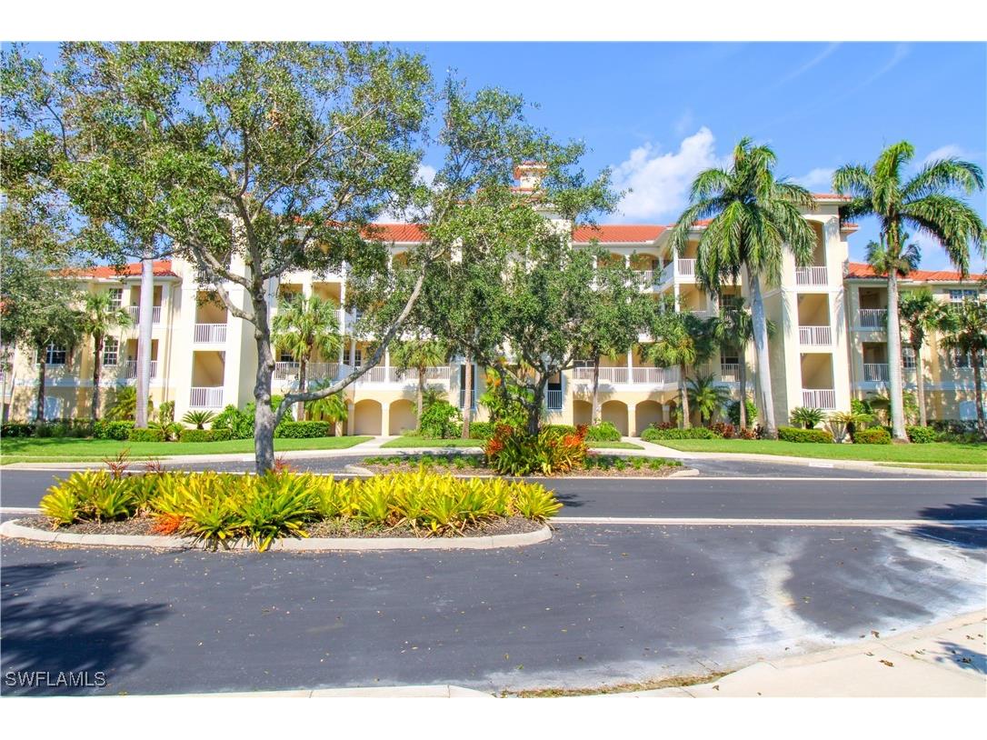 4853 Hampshire Court #107 Naples FL 34112 225071879 image3