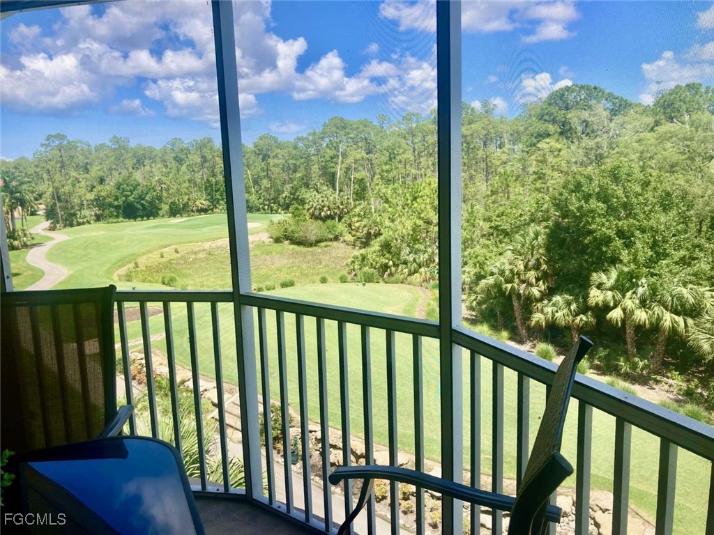 4853 Hampshire Court #303 Naples FL 34112 2025008665 image1