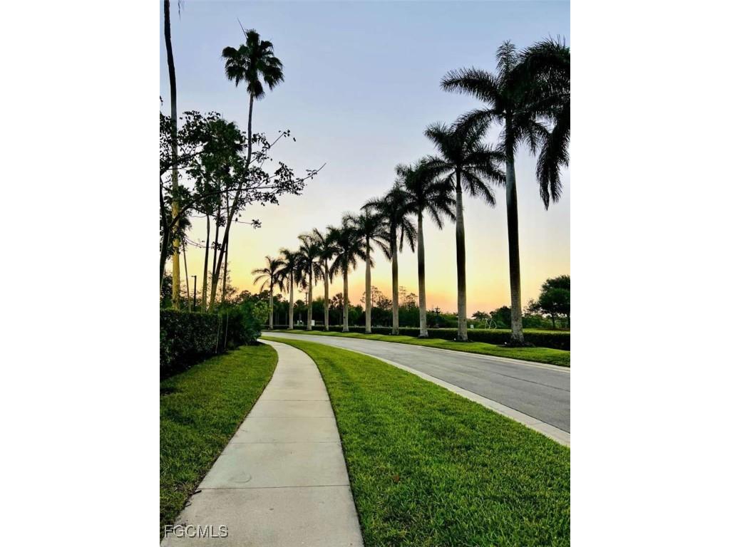 4853 Hampshire Court #303 Naples FL 34112 2025008665 image21