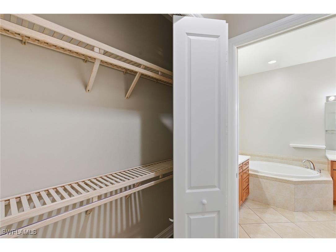 4854 Europa Drive Naples FL 34105 226000728 image22