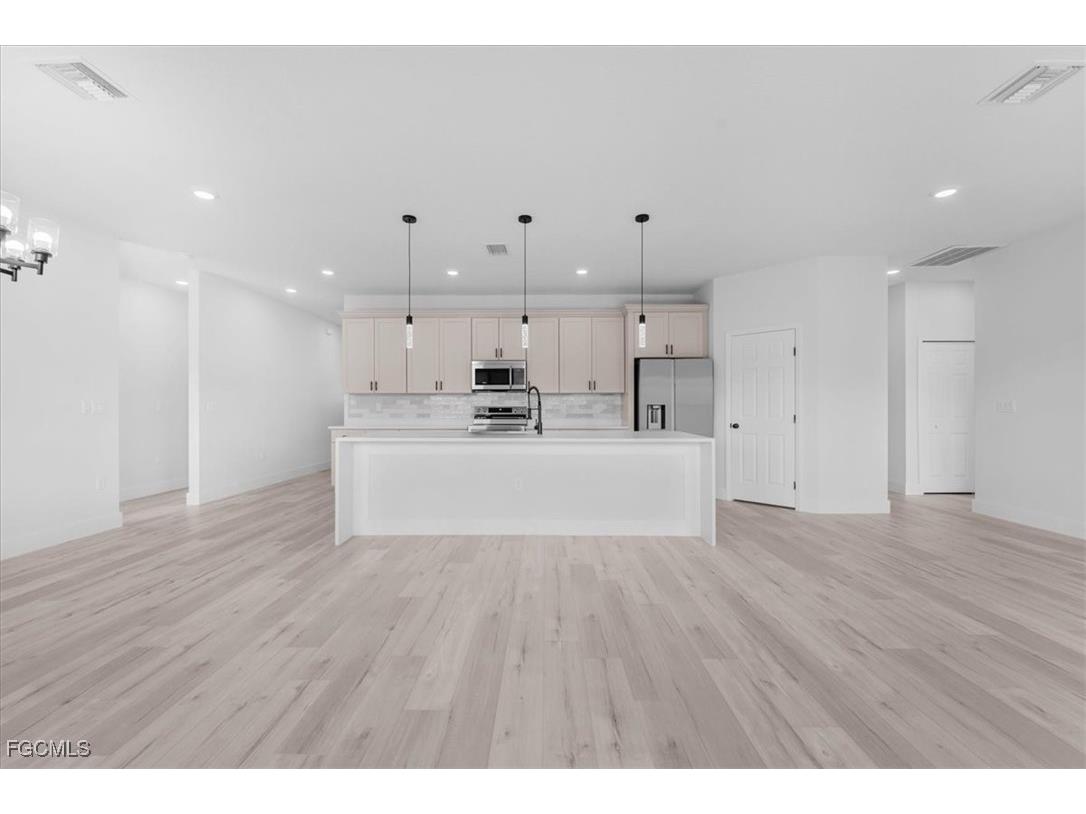 4859 San Ignacio Drive Sebring FL 33872 2025005659 image4