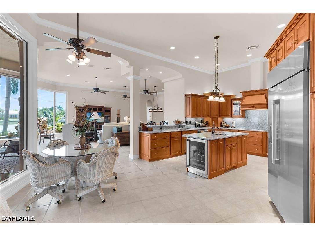 486 Clifton Court Marco Island FL 34145 226023103 image8