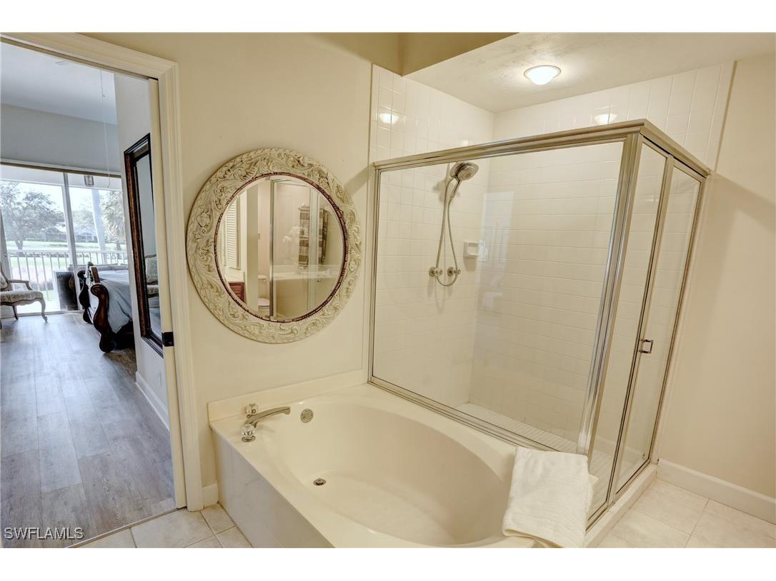 486 Edgemere Way E #2 Naples FL 34105 225069890 image19