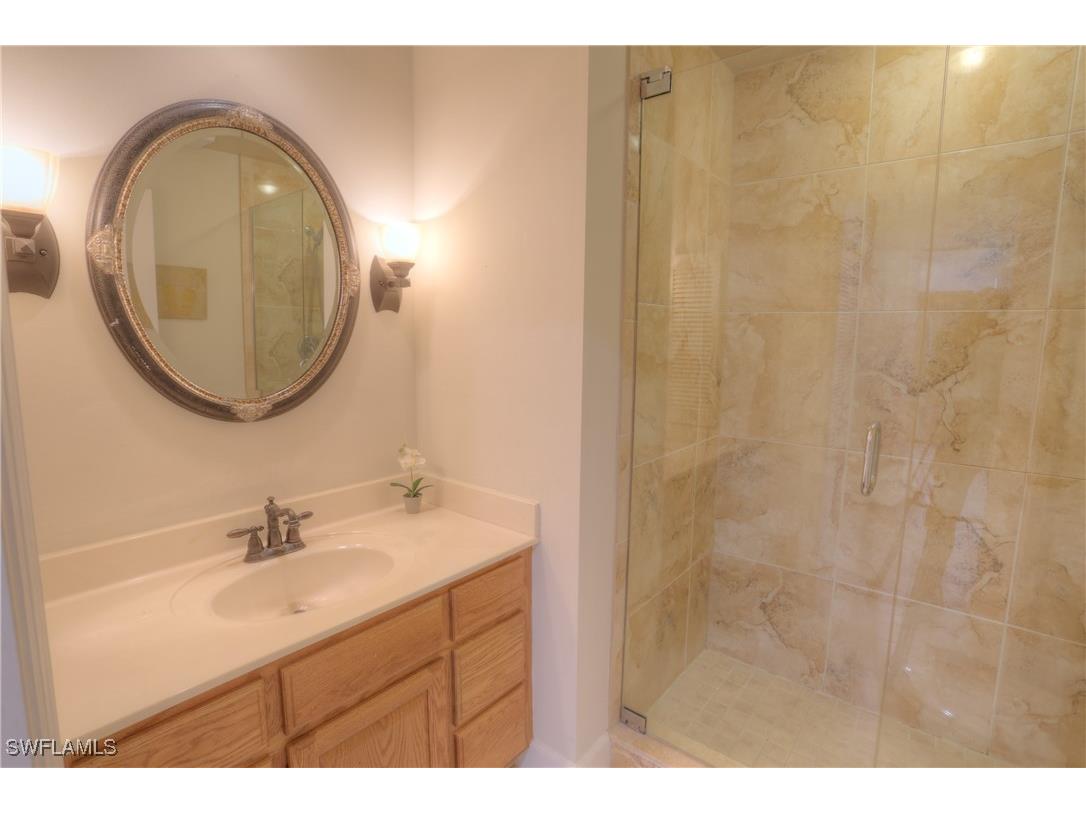 486 Edgemere Way E #2 Naples FL 34105 225069890 image21