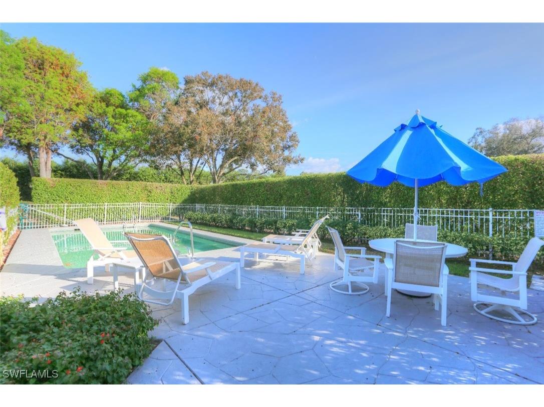 486 Edgemere Way E #2 Naples FL 34105 225069890 image28