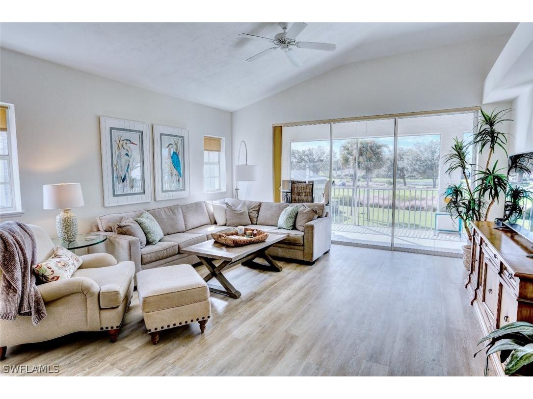 486 Edgemere Way E #2 Naples FL 34105 226007778 image2