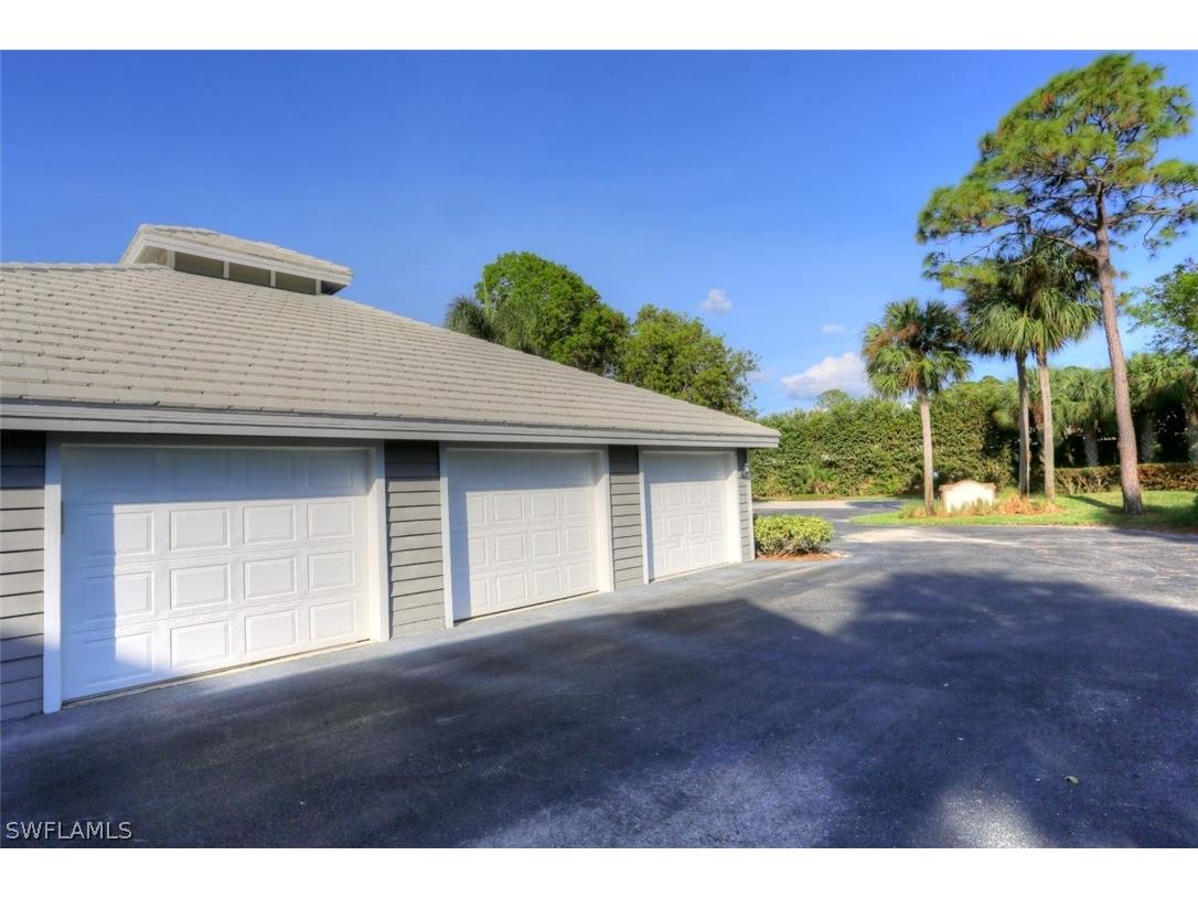 486 Edgemere Way E #2 Naples FL 34105 226007778 image29