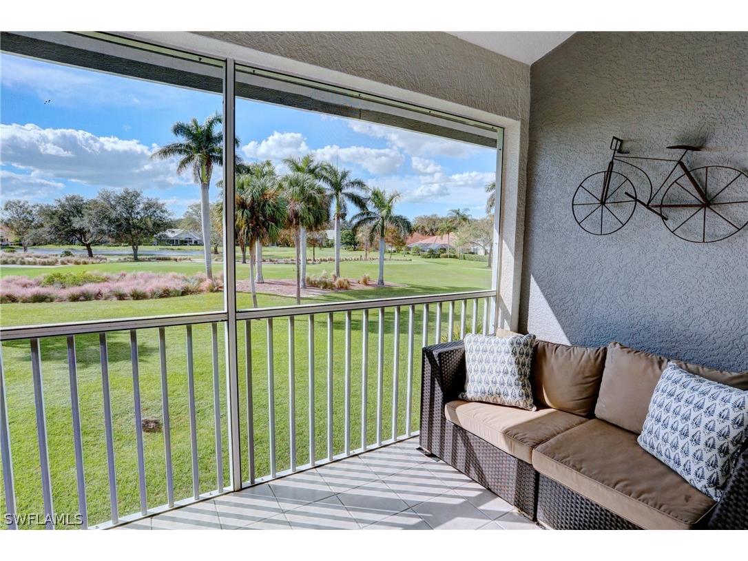 486 Edgemere Way E #2 Naples FL 34105 226007778 image6