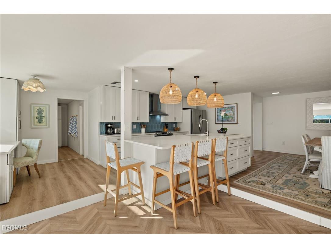 486 Lake Murex Circle Sanibel FL 33957 2025017478 image8