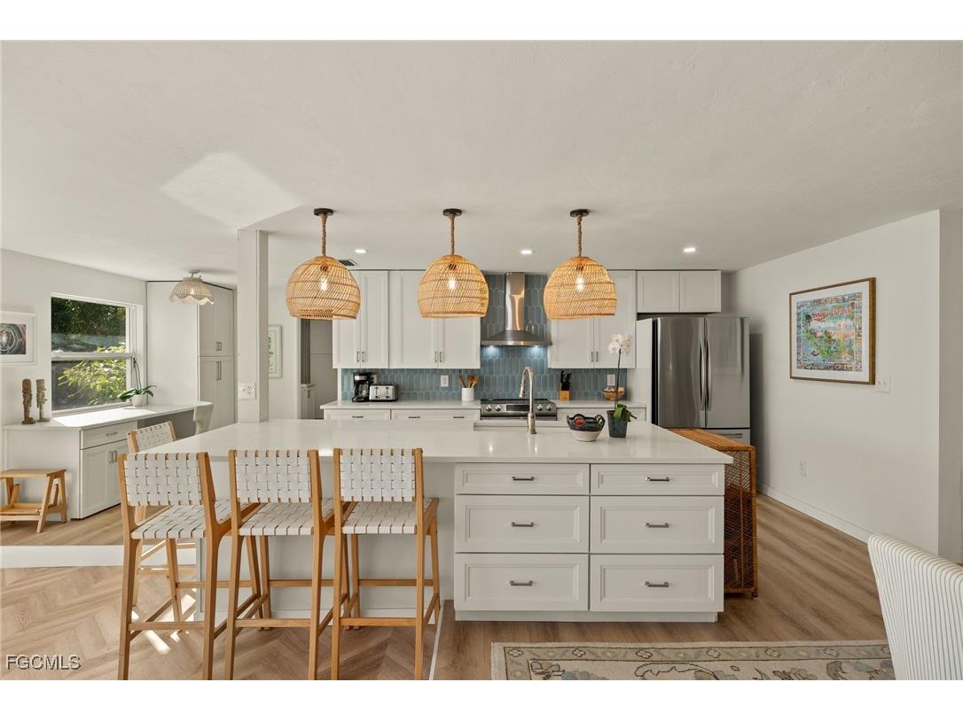 486 Lake Murex Circle Sanibel FL 33957 2025017478 image9