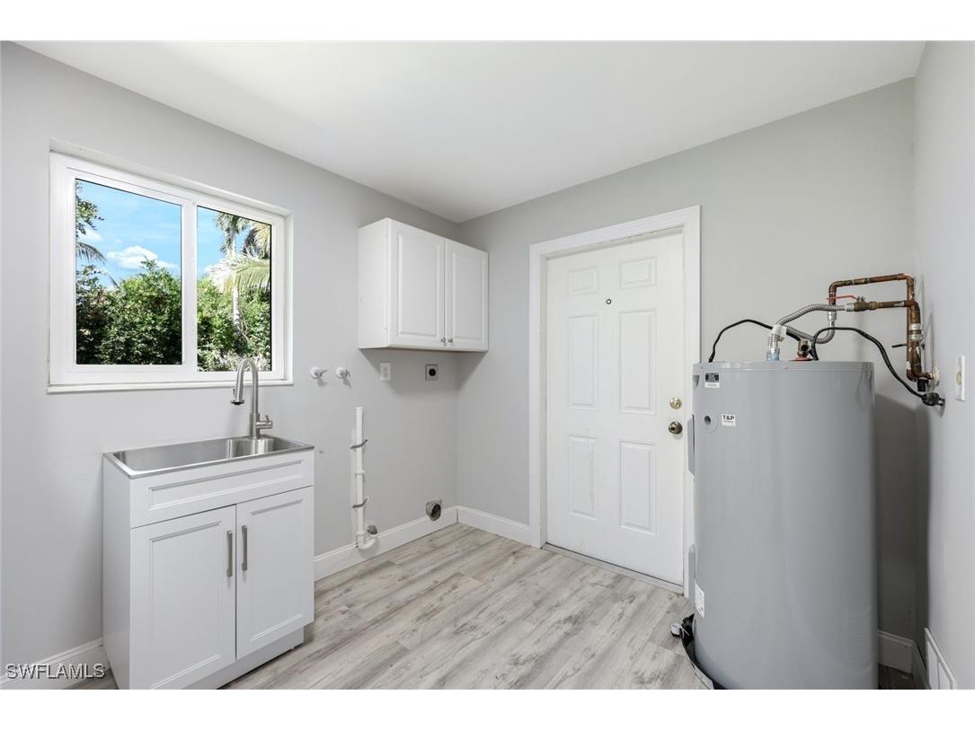 4862 Catalina Drive Naples FL 34112 225079280 image22