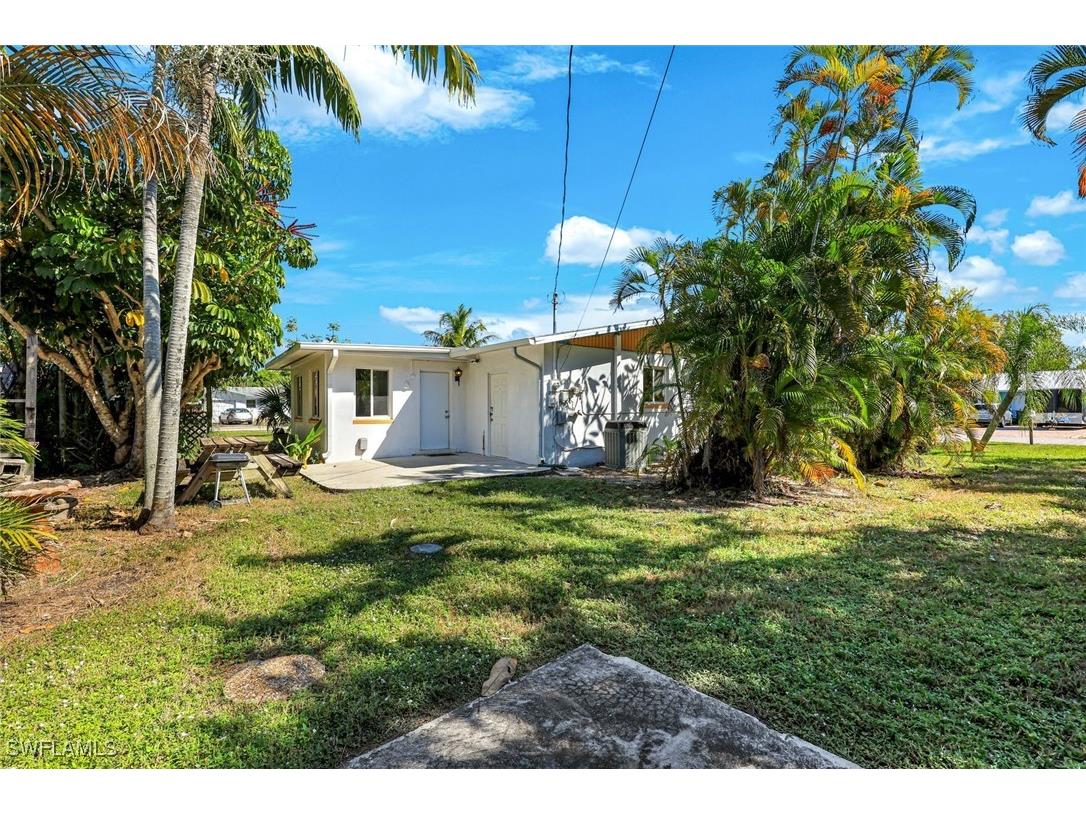 4862 Catalina Drive Naples FL 34112 225079280 image26