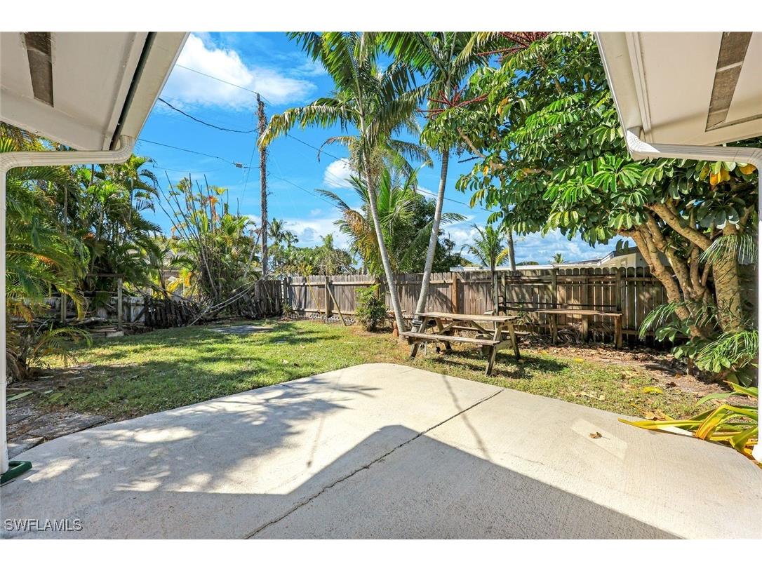 4862 Catalina Drive Naples FL 34112 225079280 image30