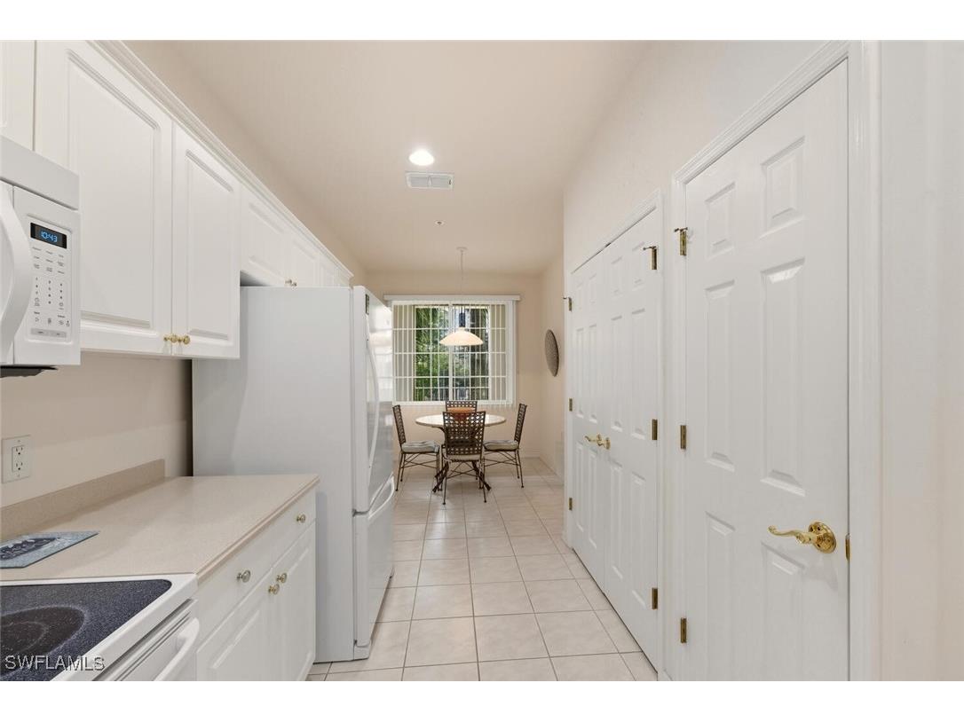 4863 Hampshire Court #106 Naples FL 34112 225076780 image4