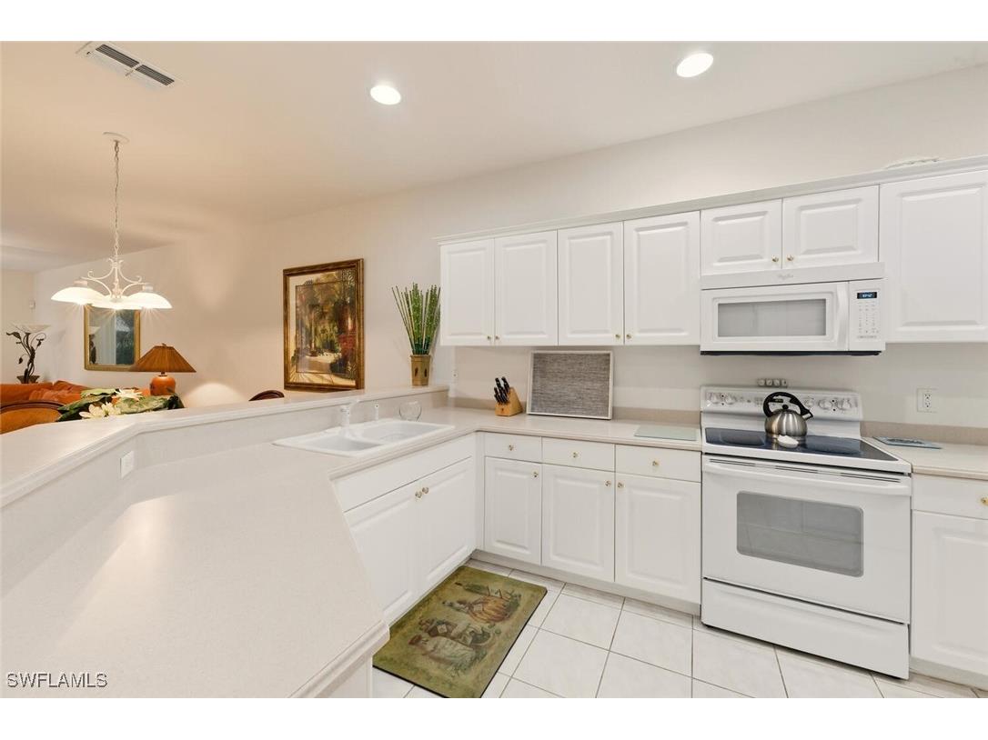 4863 Hampshire Court #106 Naples FL 34112 225076780 image6