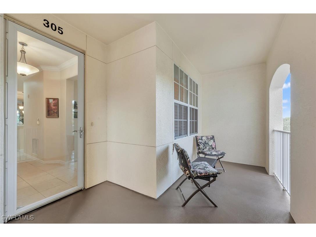 4863 Hampshire Court #305 Naples FL 34112 225074150 image2