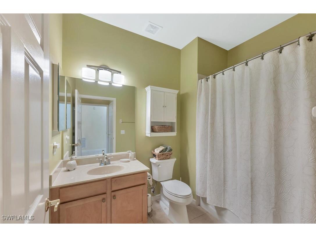 4863 Hampshire Court #305 Naples FL 34112 225074150 image27