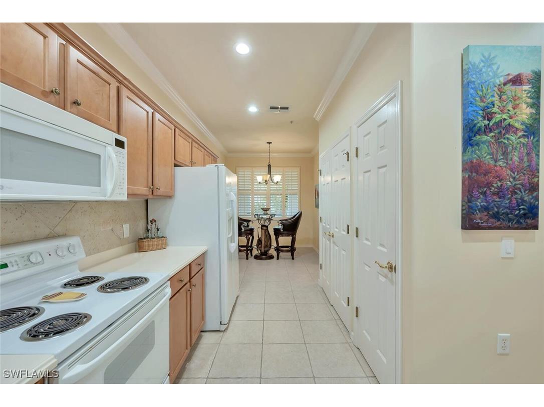 4863 Hampshire Court #305 Naples FL 34112 225074150 image8