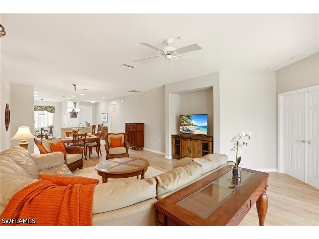 4864 Hampshire Court #105 Naples FL 34112 226015924 image10