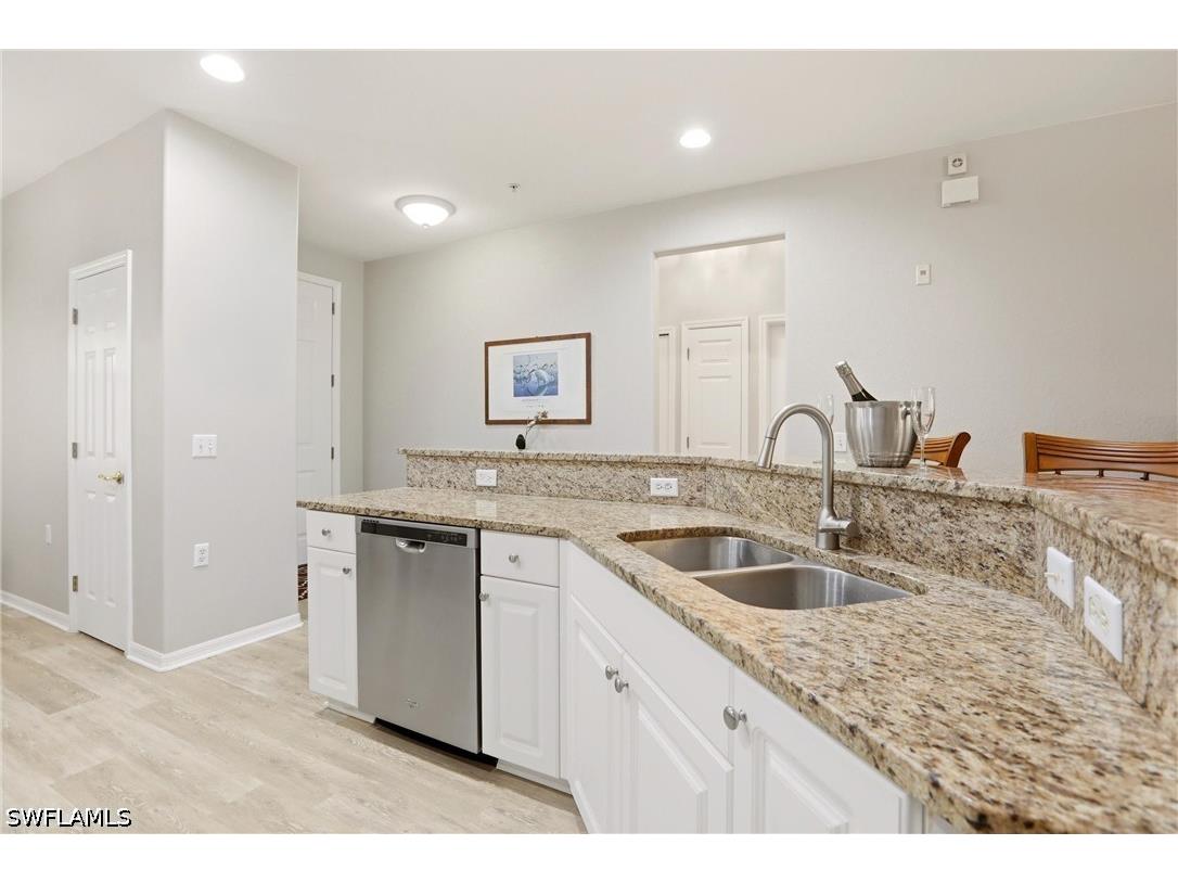 4864 Hampshire Court #105 Naples FL 34112 226015924 image13