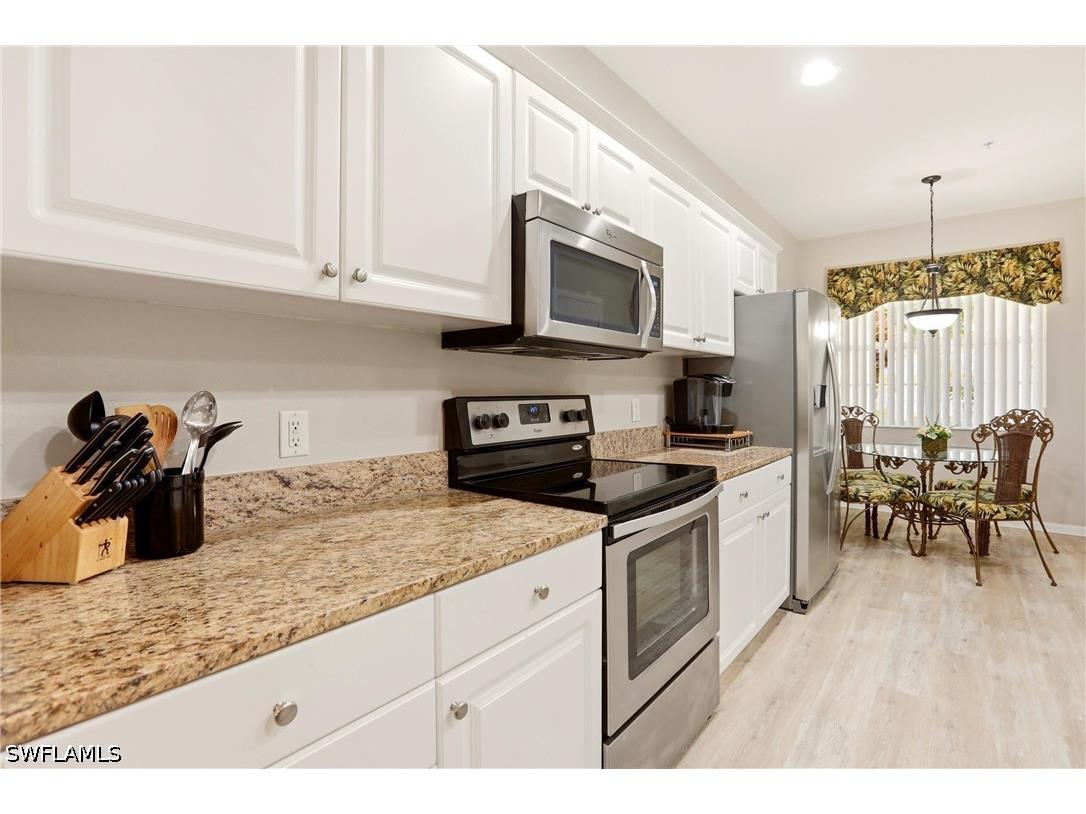 4864 Hampshire Court #105 Naples FL 34112 226015924 image14