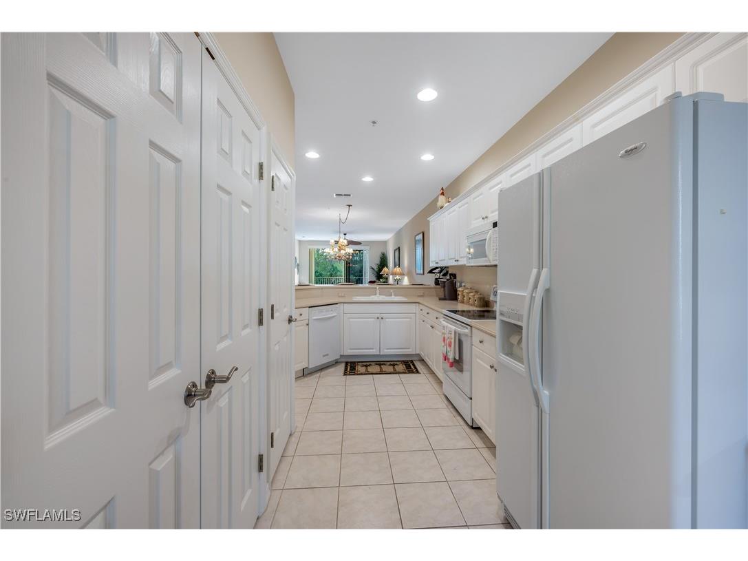 4864 Hampshire Court #106 Naples FL 34112 226003310 image16