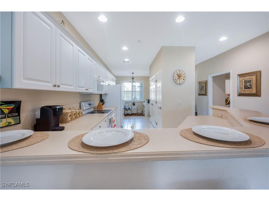 4864 Hampshire Court #106 Naples FL 34112 226003310 image20