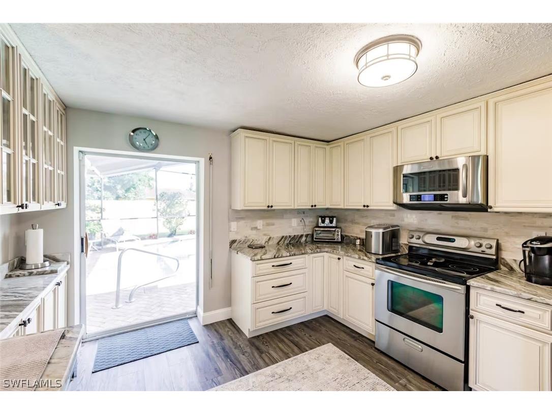 4866 Tahiti Lane Naples FL 34112 226007477 image7