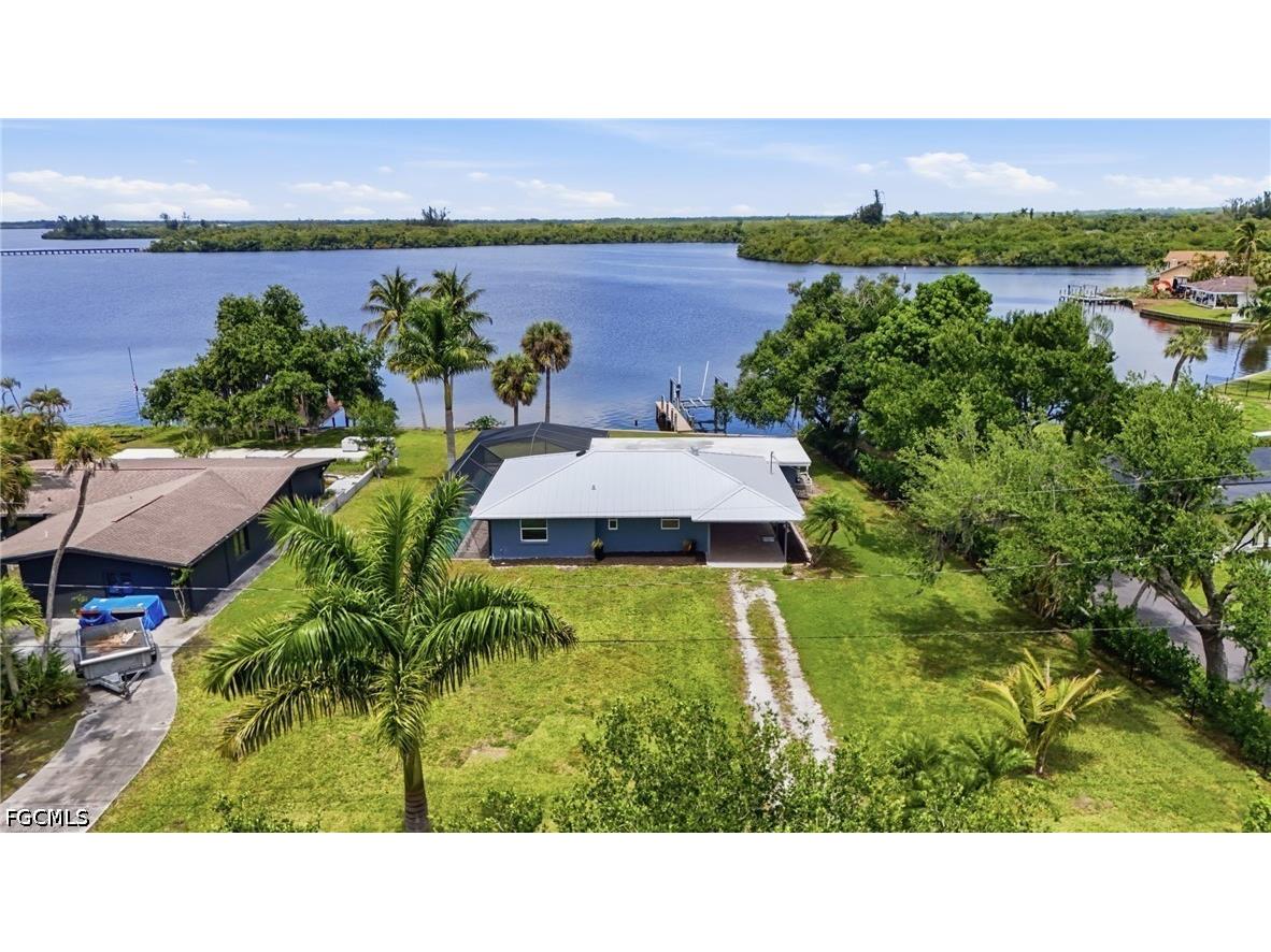 4867 E Riverside Drive Fort Myers FL 33905 2026017677 image1