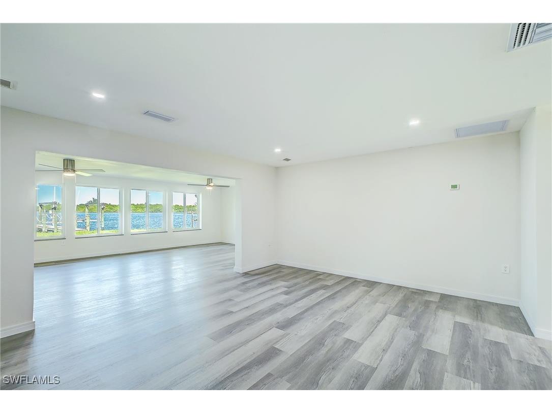 4867 E Riverside Drive Fort Myers FL 33905 225084481 image11