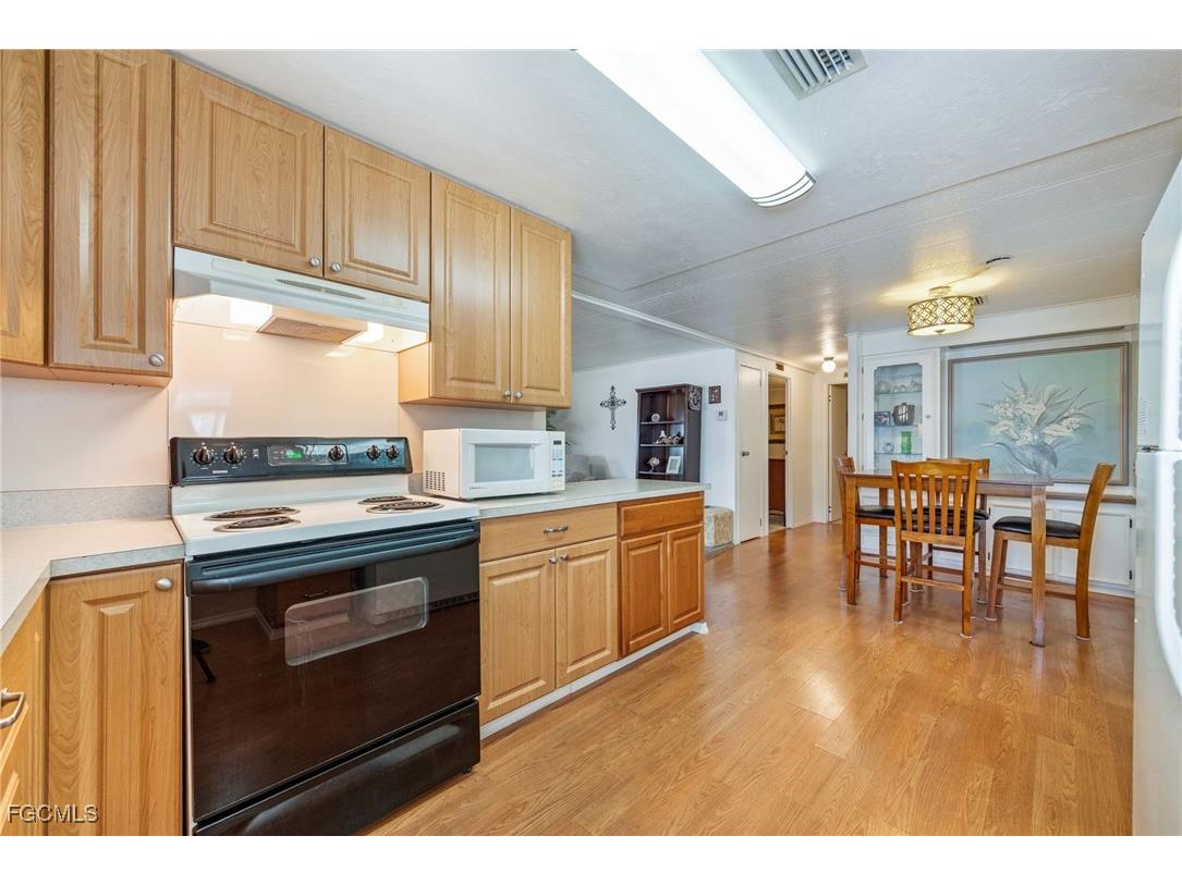 487 Jacklin Lane North Fort Myers FL 33903 2025011814 image14