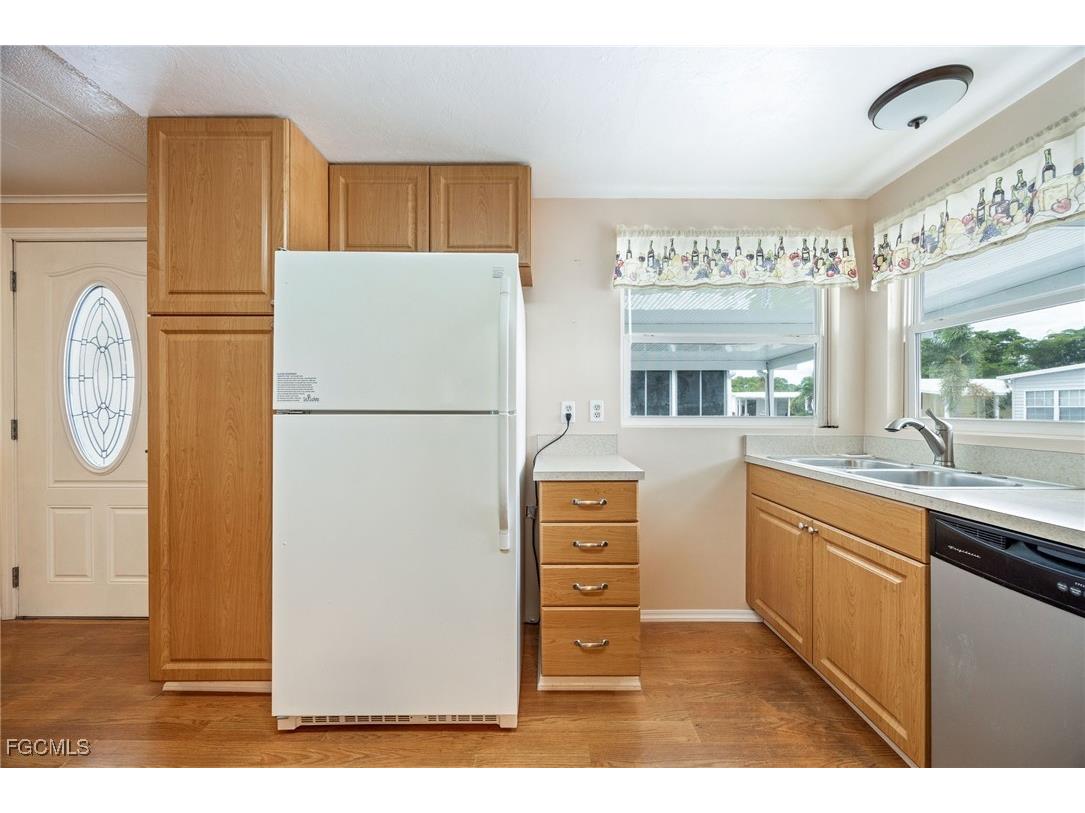 487 Jacklin Lane North Fort Myers FL 33903 2025011814 image15