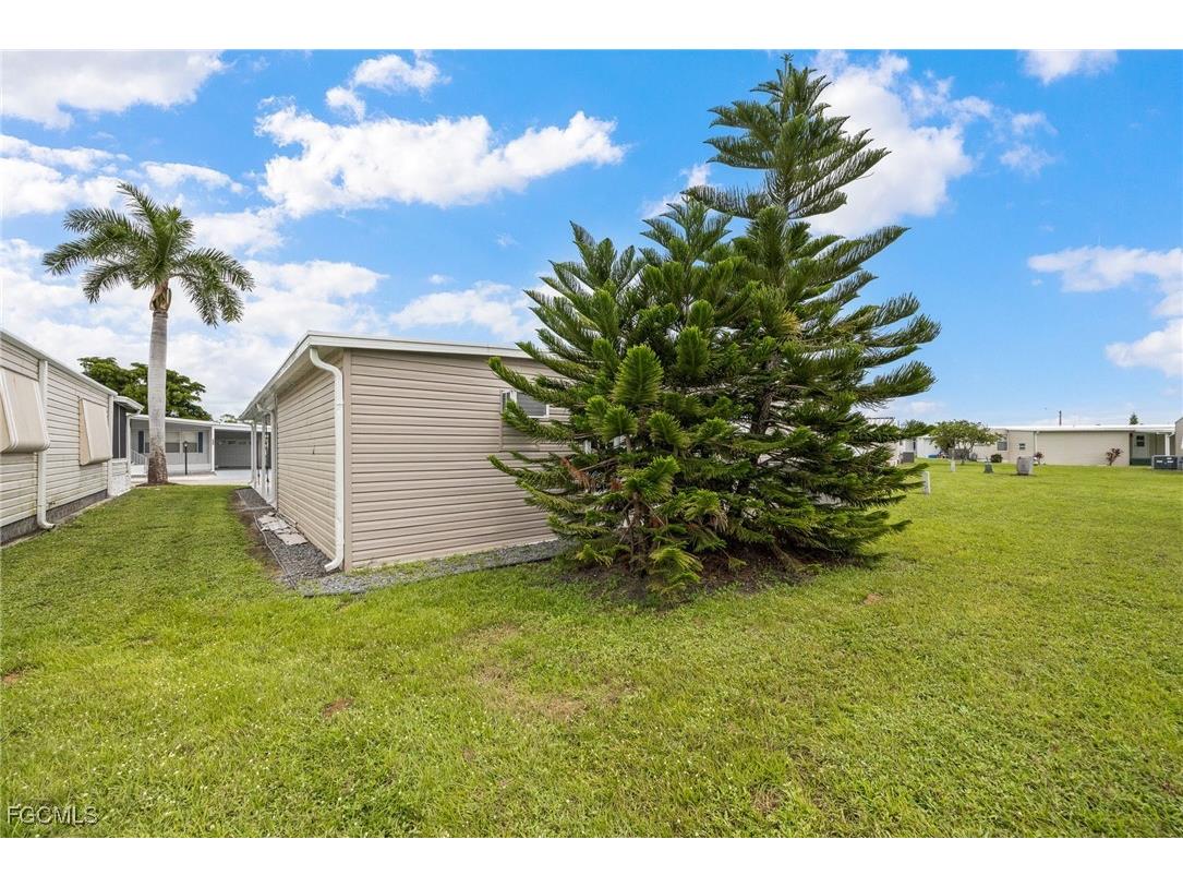 487 Jacklin Lane North Fort Myers FL 33903 2025011814 image25