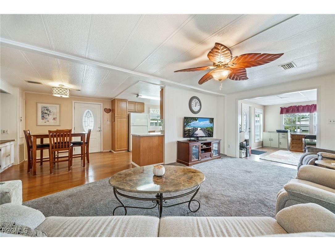 487 Jacklin Lane North Fort Myers FL 33903 2025011814 image8