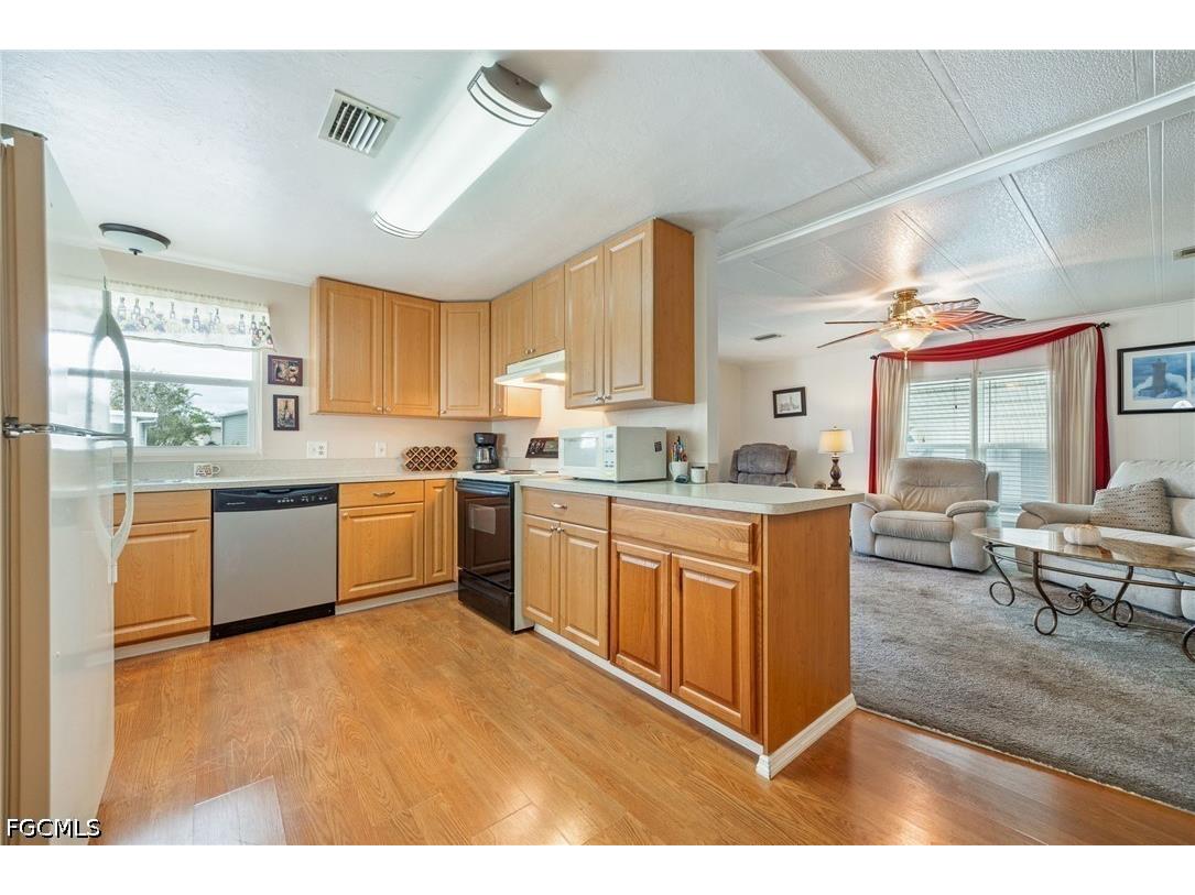 487 Jacklin Lane North Fort Myers FL 33903 2026028355 image14