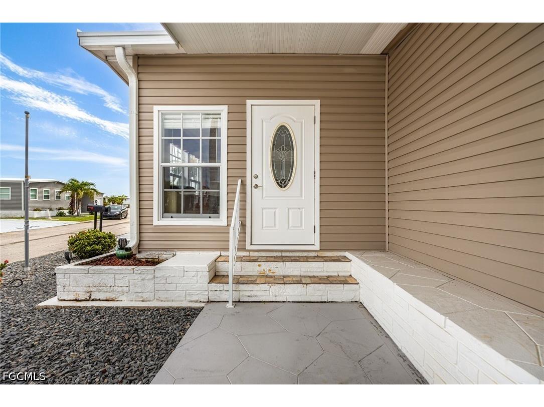 487 Jacklin Lane North Fort Myers FL 33903 2026028355 image4