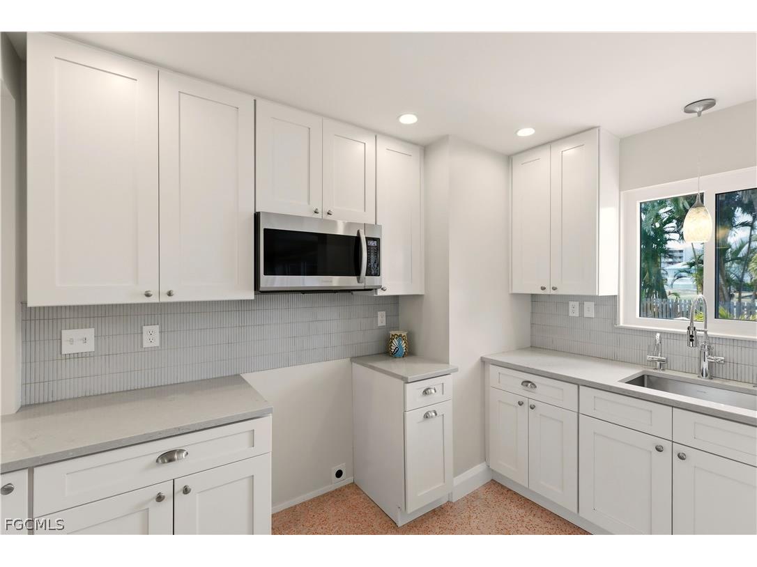 4870 Coquina Road SW Fort Myers Beach FL 33931 2026006883 image5