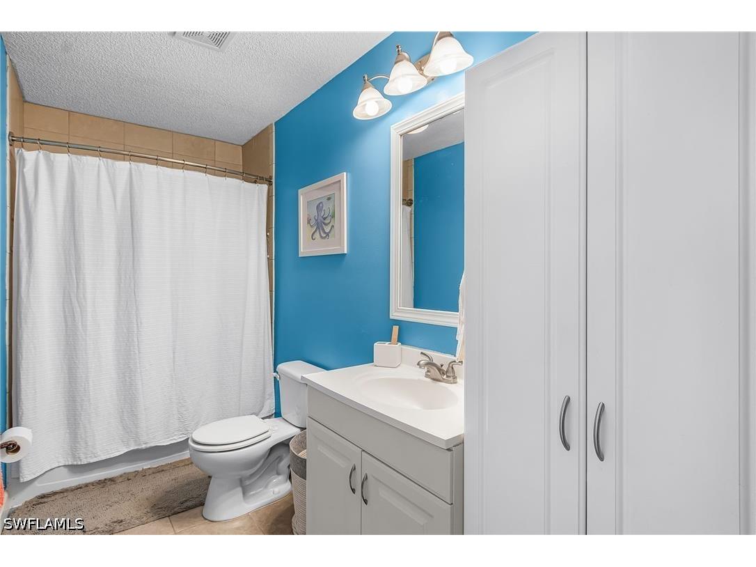 4870 Hawthorn Woods Way Naples FL 34116 226015413 image16