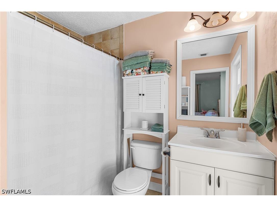 4870 Hawthorn Woods Way Naples FL 34116 226015413 image21