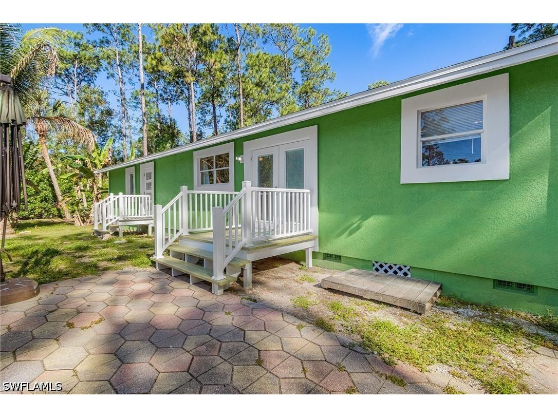 4870 Hawthorn Woods Way Naples FL 34116 226015413 image3