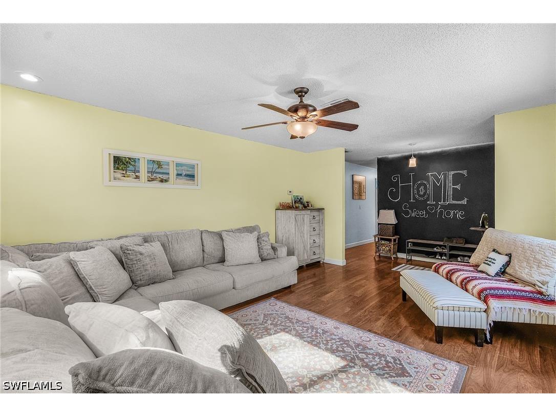4870 Hawthorn Woods Way Naples FL 34116 226015413 image9