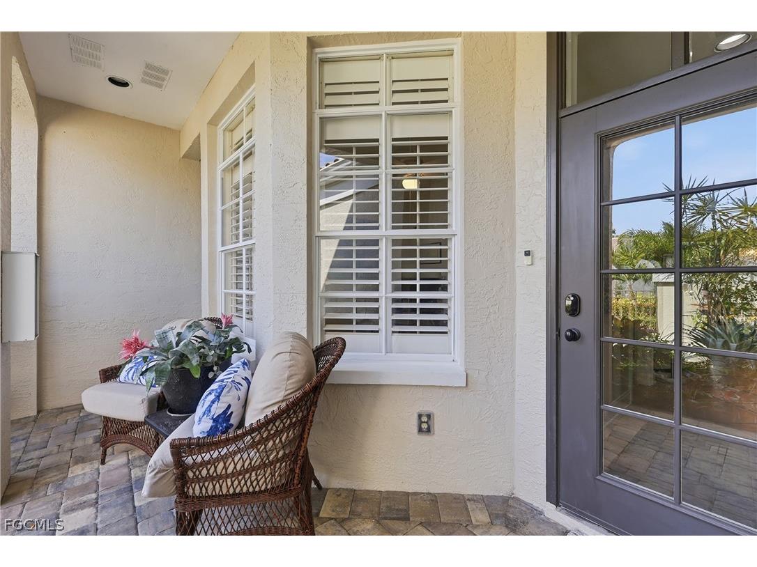 4870 W Boulevard Court #21 Naples FL 34103 2026012762 image5