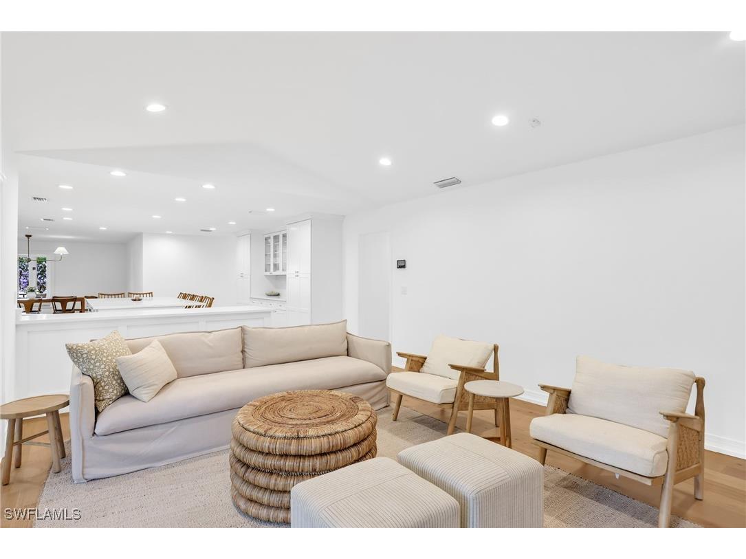 4870 Whispering Pine Way Naples FL 34103 225084801 image10