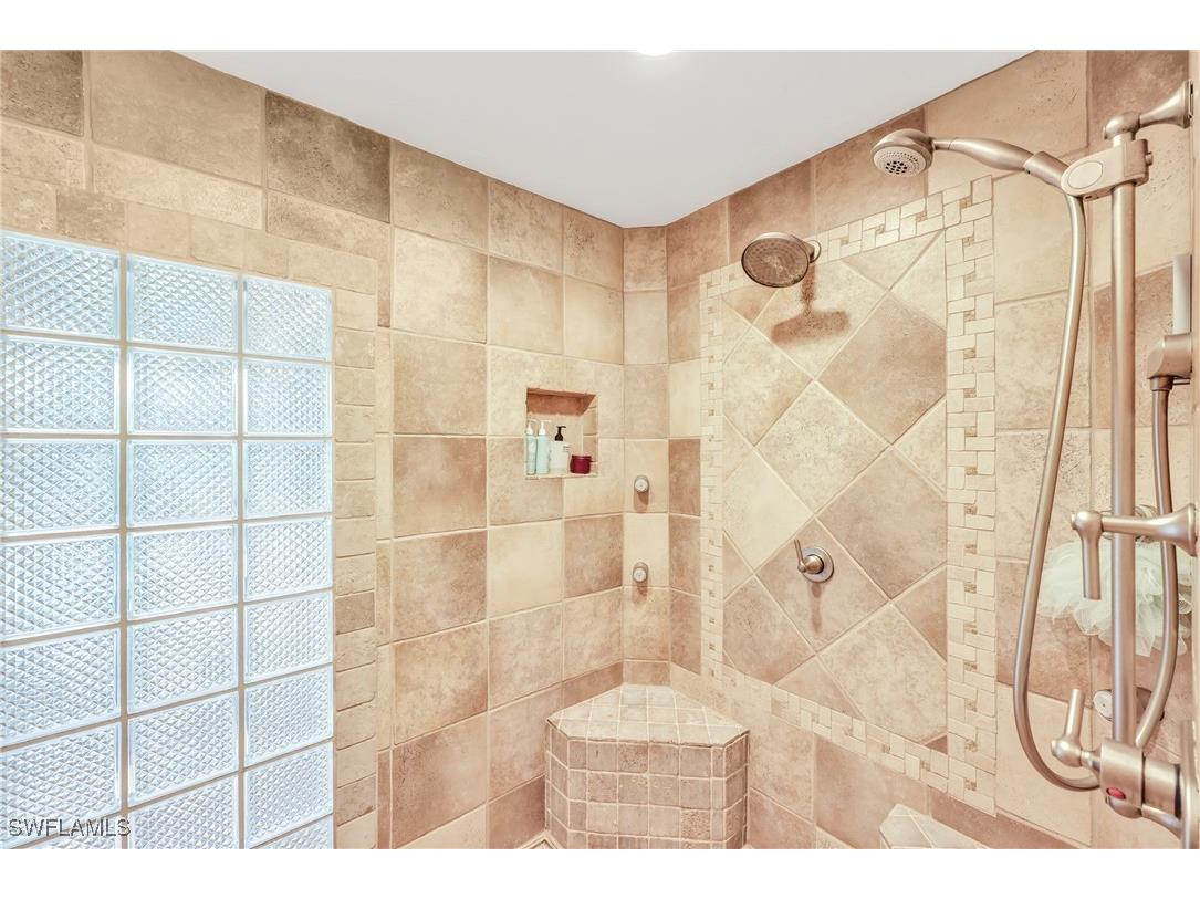 4870 Whispering Pine Way Naples FL 34103 225084801 image19